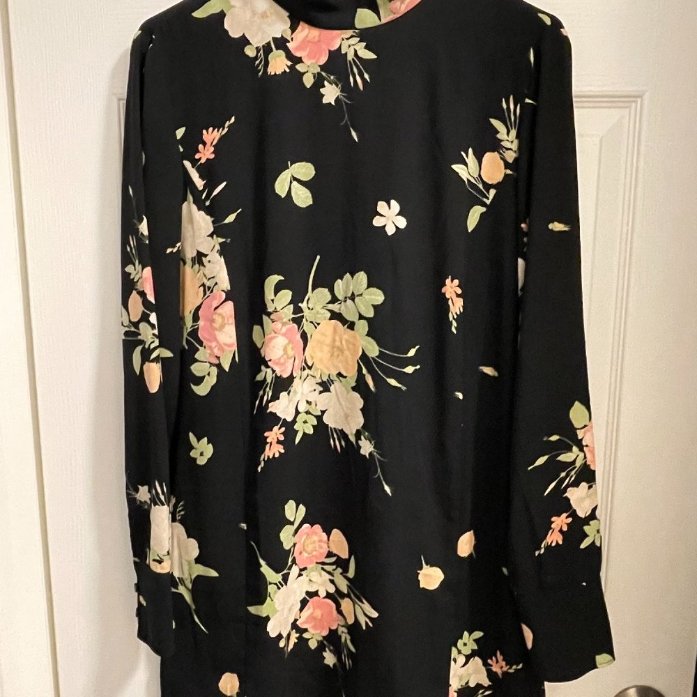 Leith Floral Mock Neck Knee Length Dress-L